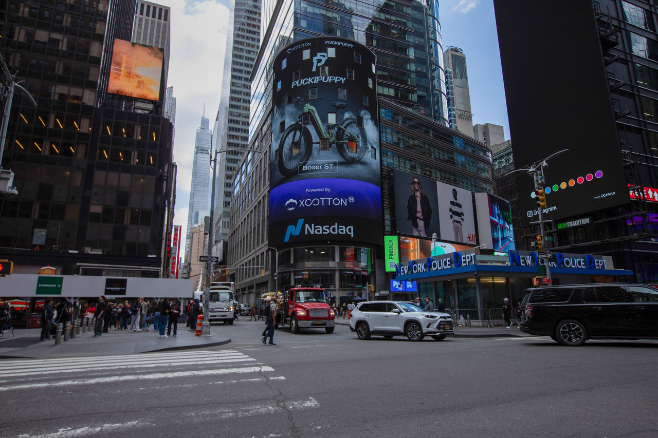 Puckipuppy Lights Up Nasdaq With the Boxer ST
